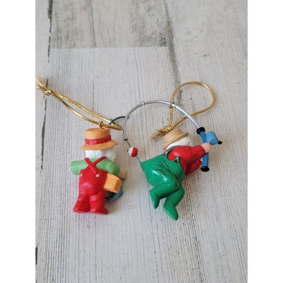 Hallmark Santa Claus 1988 fishing Fisher mistletoe 1991 ornament Xmas set - Picture 5 of 7